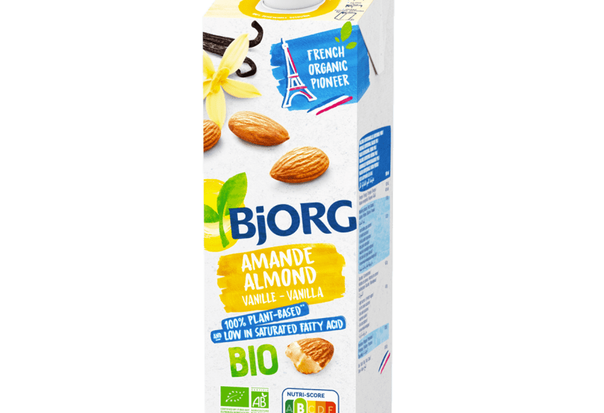 Organic vanilla almond milk